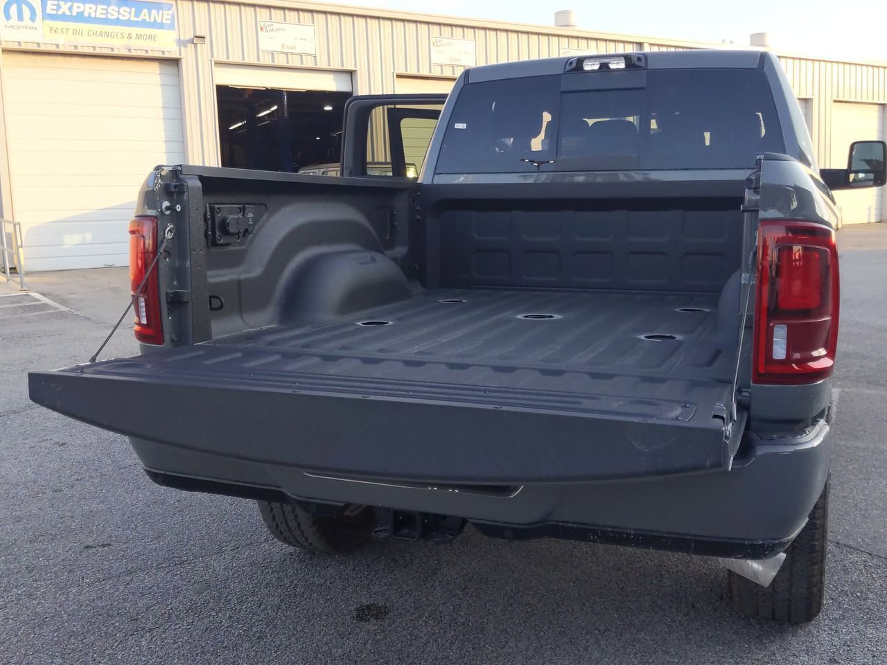 New 2026 RAM 2500 Laramie image 25