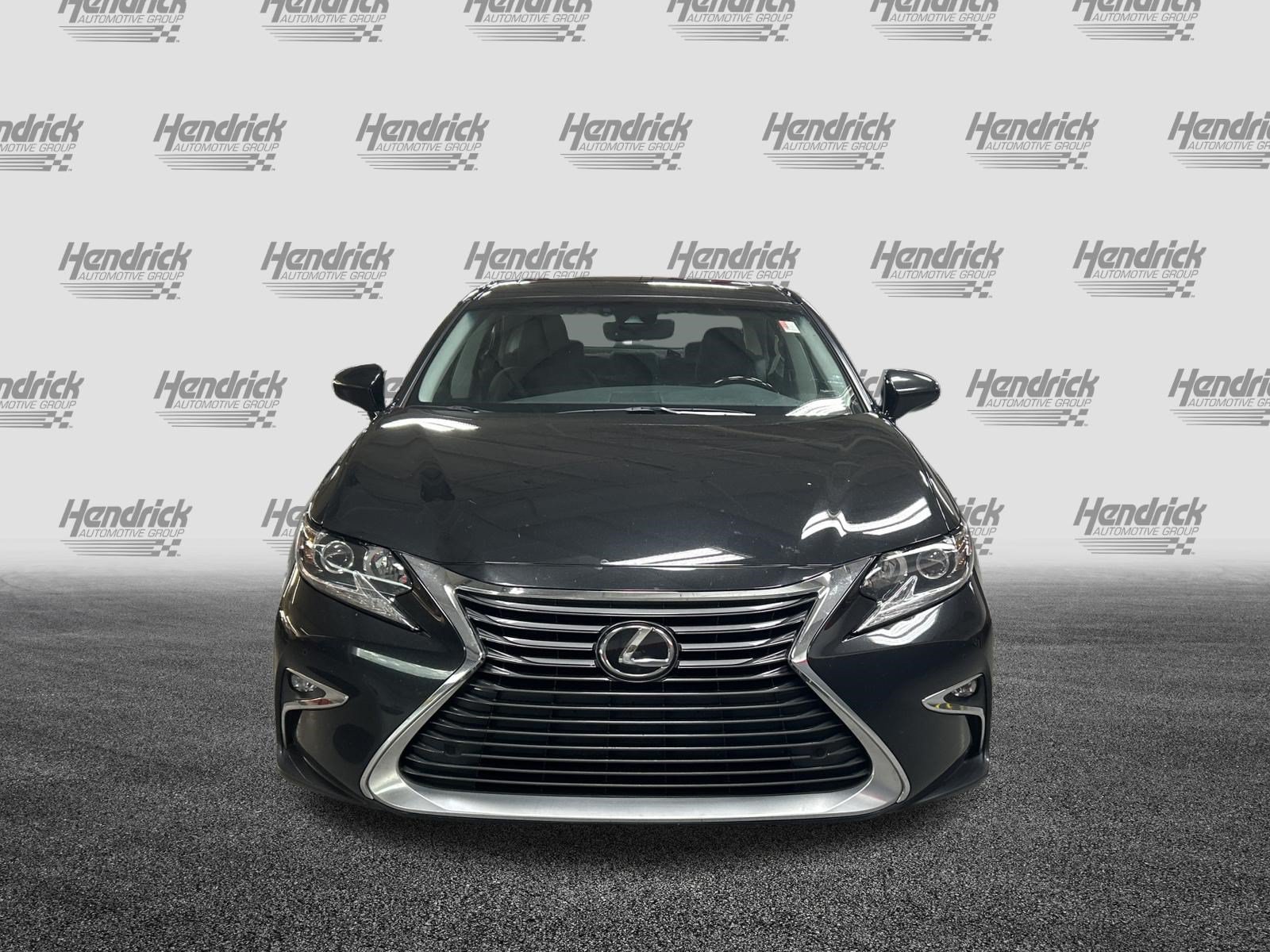 Used 2018 Lexus ES 350 w/ Navigation System Package FWD image 3
