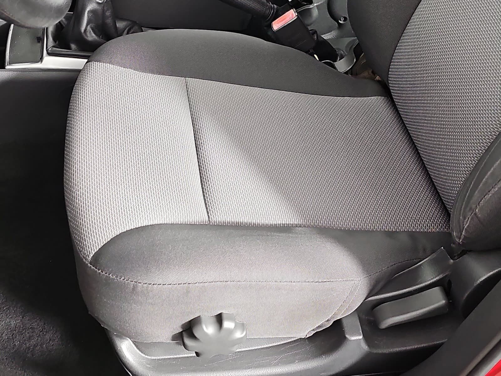 Used 2011 Chevrolet Aveo5 LS FWD image 18