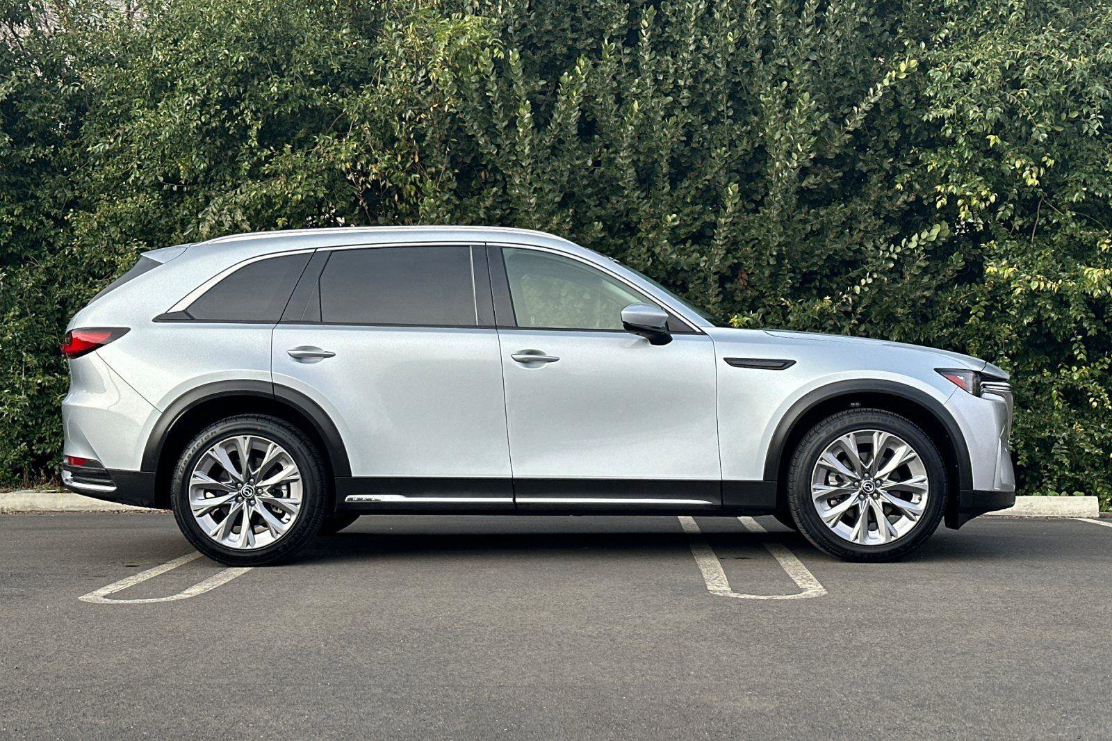 Certified 2024 MAZDA CX-90 3.3 Turbo w/ Premium Package image 3