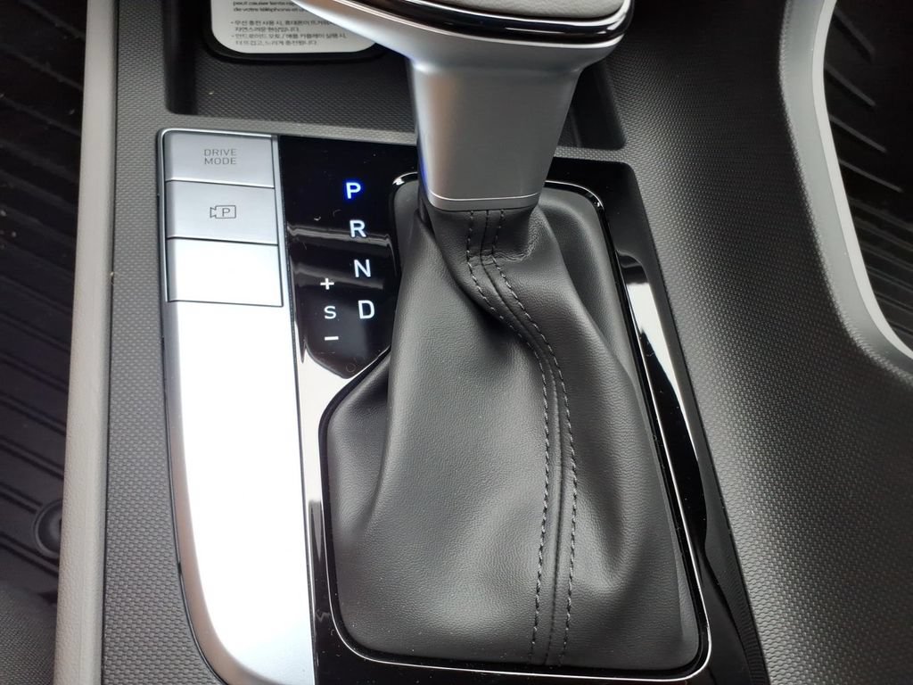 New 2026 Hyundai Elantra Sport w/ Cargo Package FWD image 21