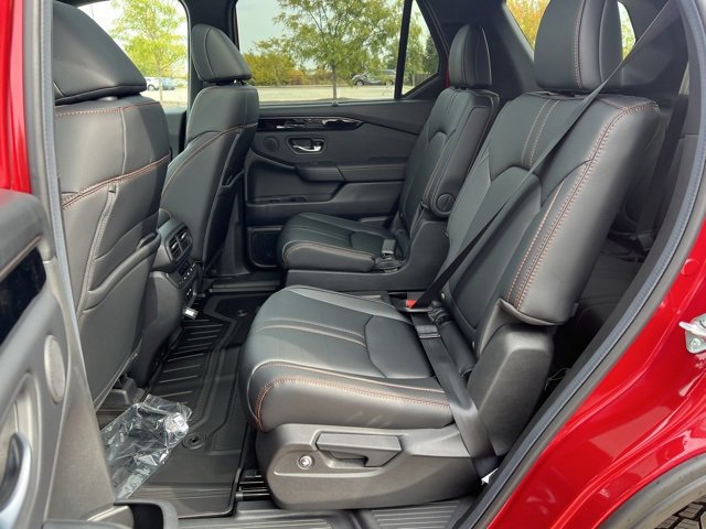 New 2025 Honda Pilot TrailSport image 27