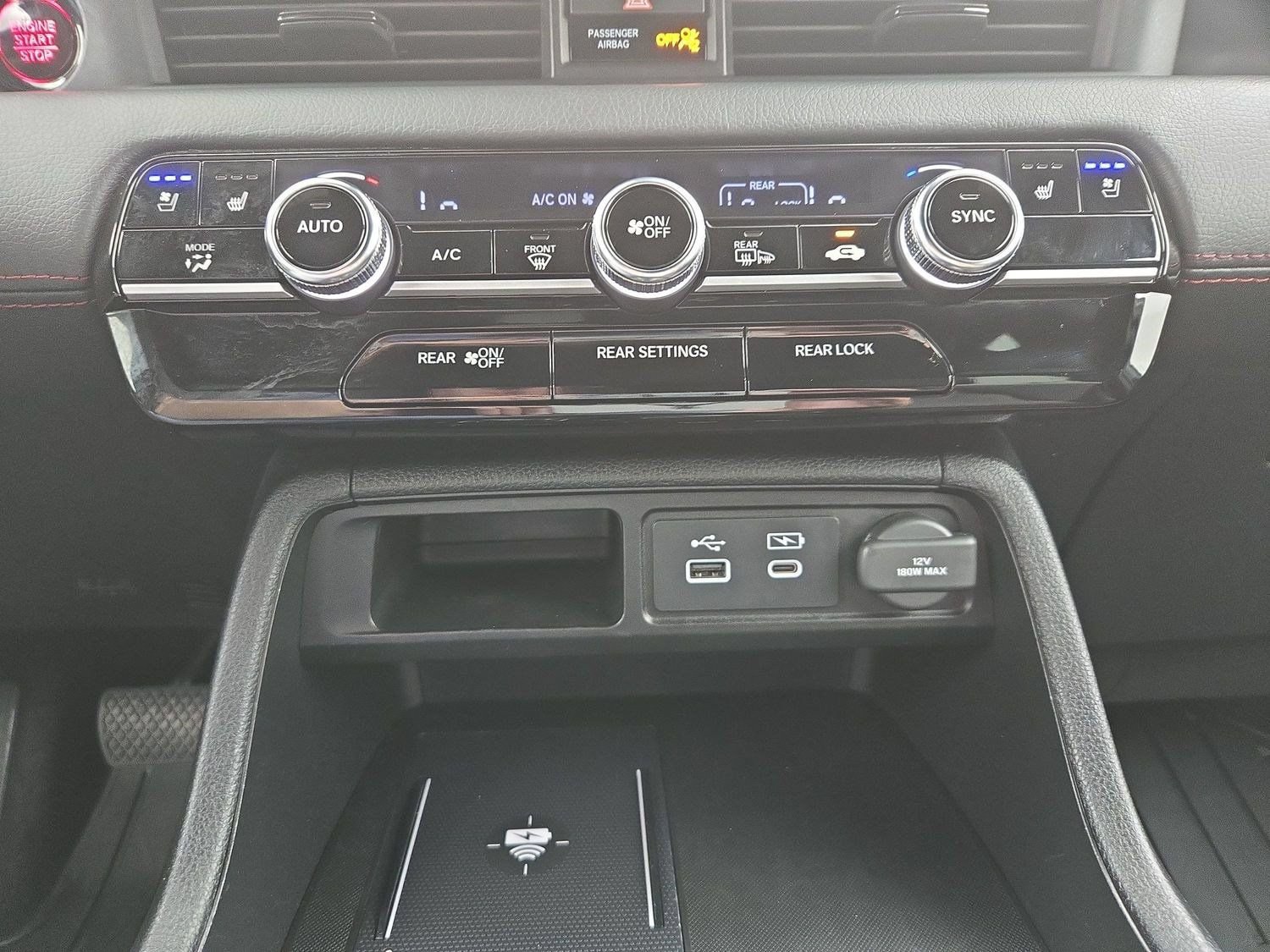 Used 2025 Honda Pilot Black Edition image 25