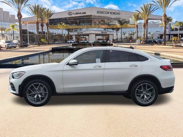 Used 2023 Mercedes-Benz GLC 300 4MATIC Coupe image 8