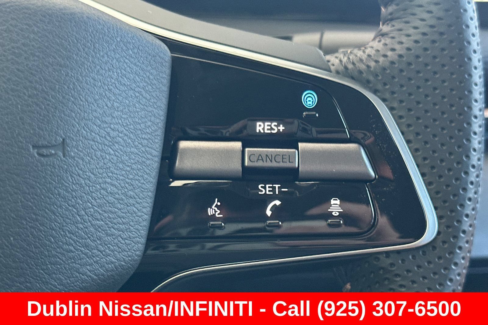 Used 2023 Nissan Ariya FWD image 37