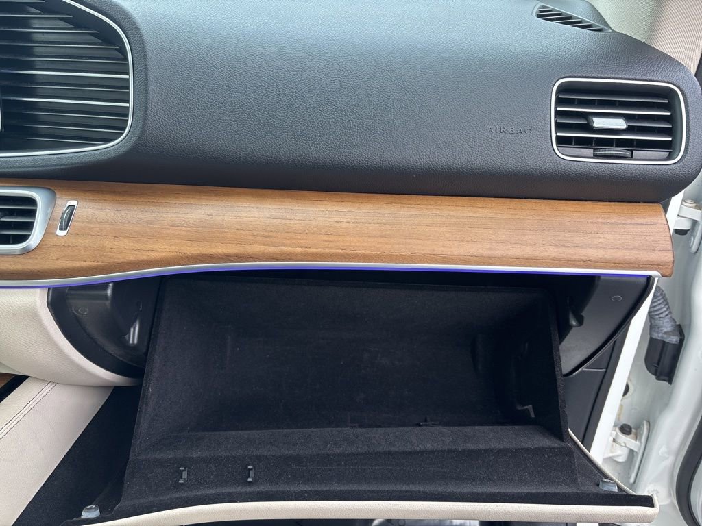 Used 2022 Mercedes-Benz GLE 350 4MATIC w/ Premium Package image 30