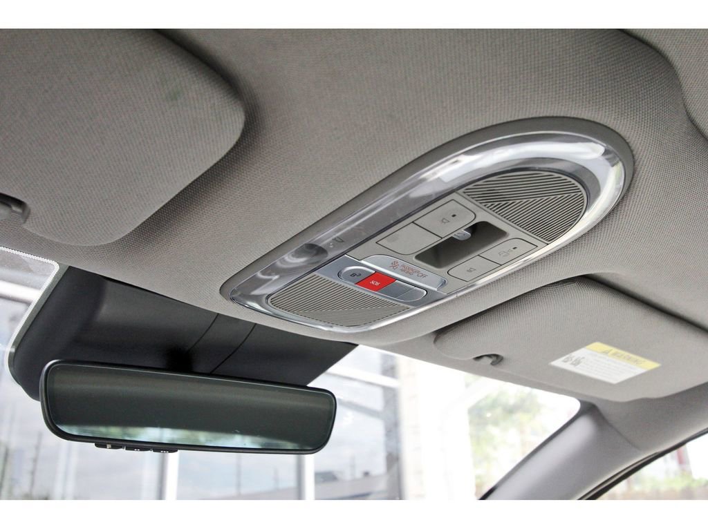 Used 2024 Hyundai Ioniq 6 Limited image 26