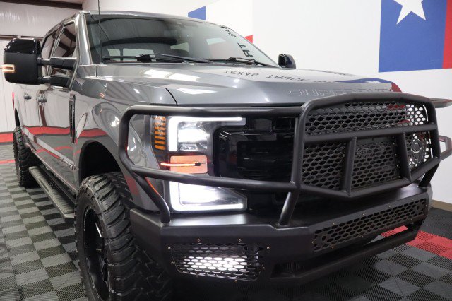 Used 2022 Ford F250 Lariat w/ Lariat Ultimate Package AWD/4WD image 17