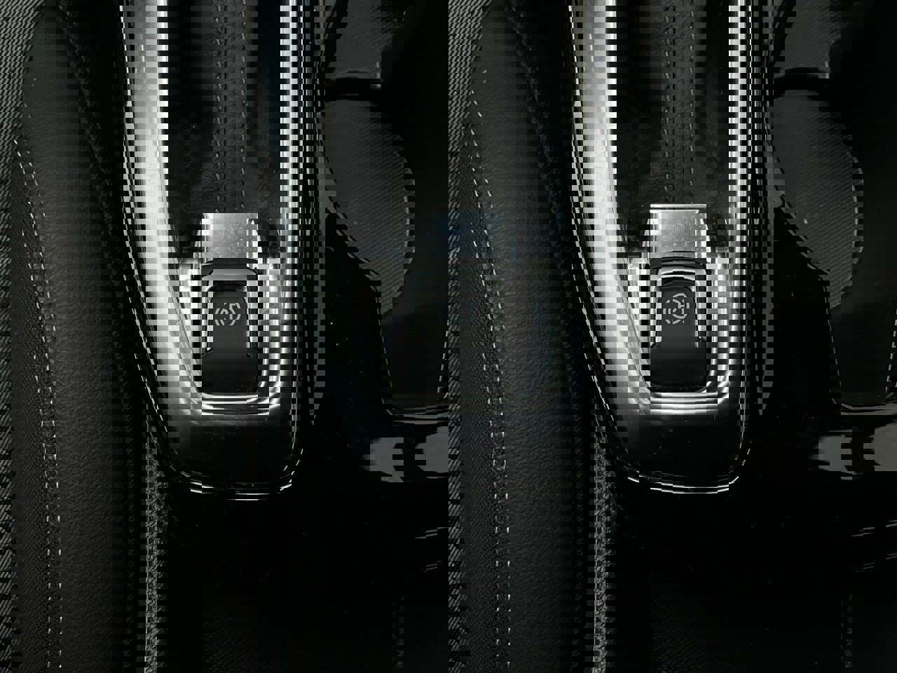 Used 2025 Chevrolet Trax LT image 20