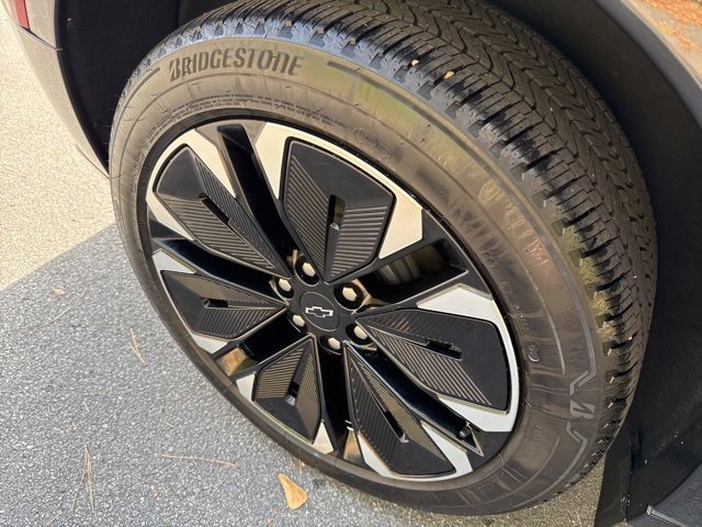 Used 2024 Chevrolet Blazer EV RS image 31