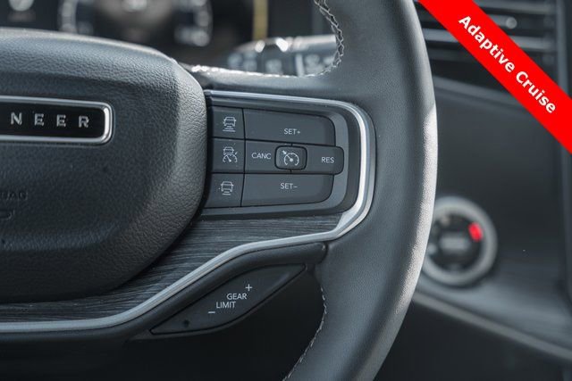 Used 2024 Jeep Wagoneer L Series III w/ Flexible Seating Group image 18