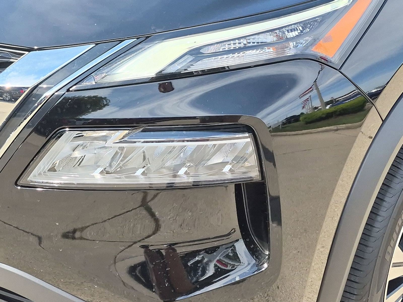 Certified 2023 Nissan Rogue SV w/ SV Premium B Package AWD/4WD image 42
