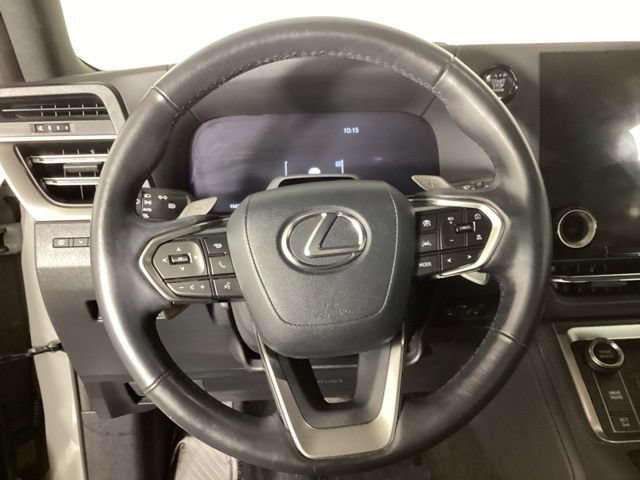 Used 2024 Lexus GX 550 w/ Cold Area Package AWD/4WD image 16