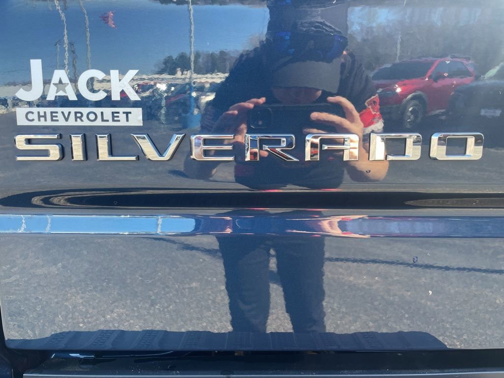 Used 2021 Chevrolet Silverado 1500 LT Trail Boss AWD/4WD image 7