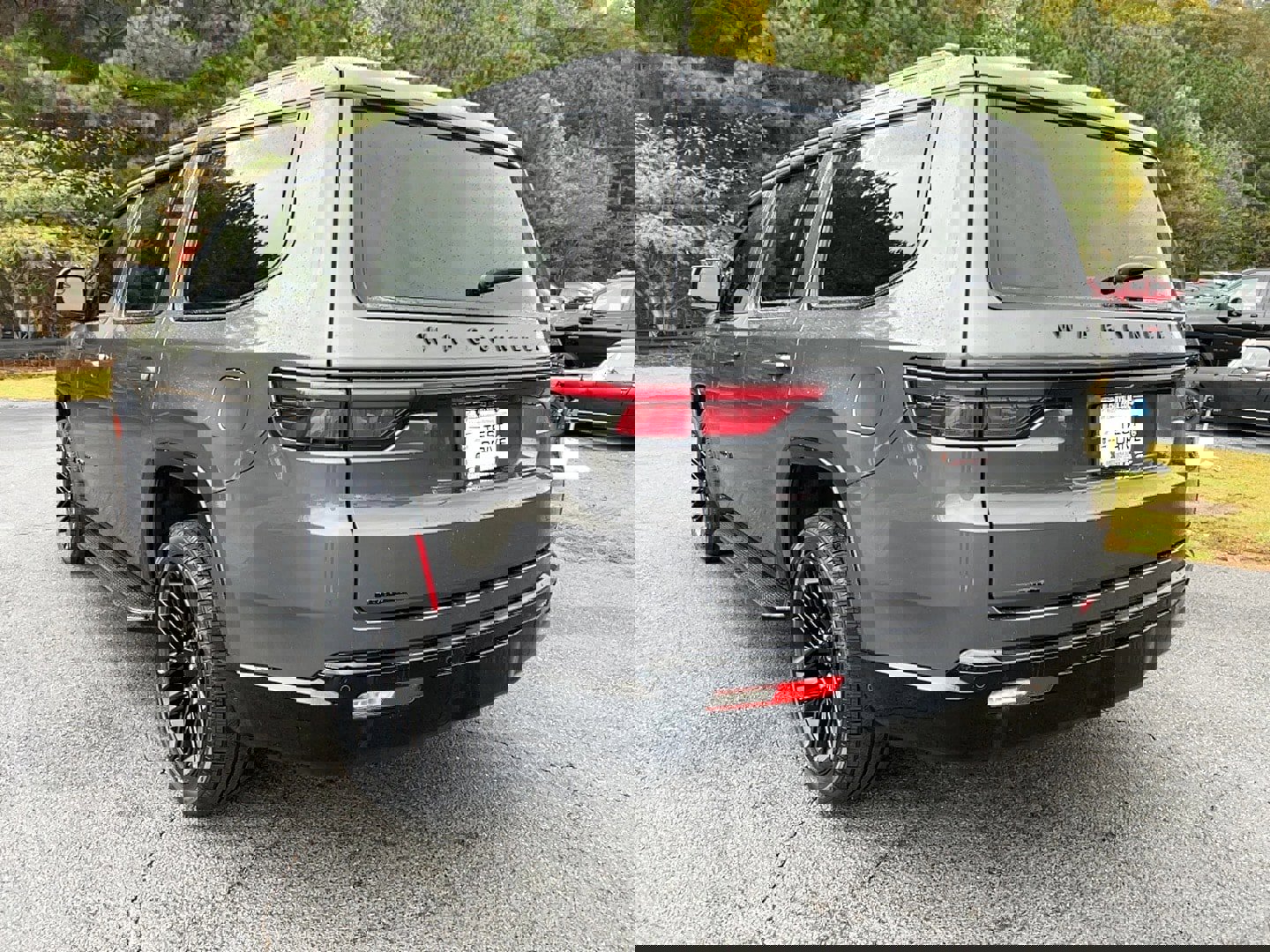 Used 2023 Jeep Wagoneer Series II w/ Convenience Group I image 6