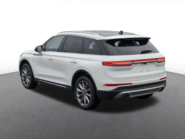 Used 2021 Lincoln Corsair AWD w/ Premium Package image 4