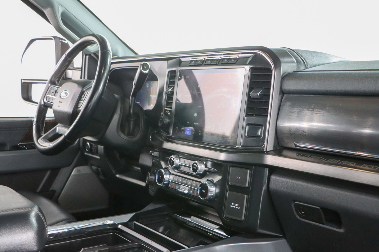 Used 2024 Ford F250 Lariat w/ Lariat Ultimate Package AWD/4WD image 29