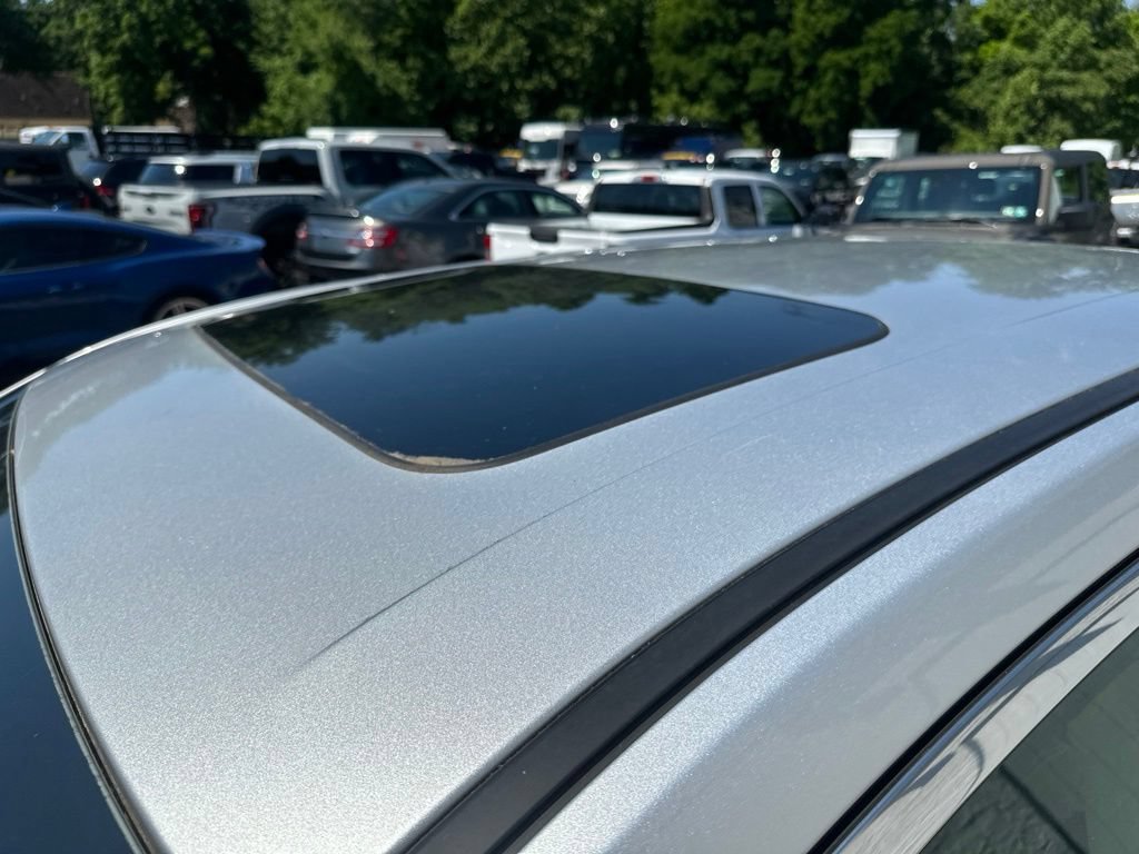 Used 2013 Ford Taurus SEL FWD image 9