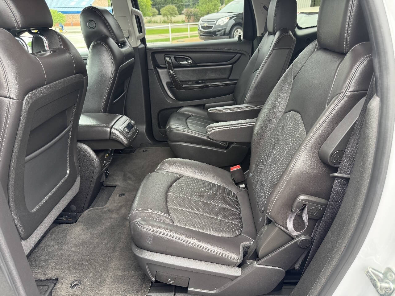 Used 2017 Chevrolet Traverse Premier FWD image 18