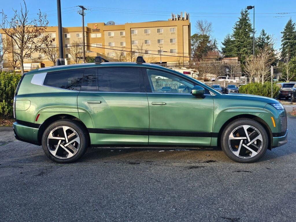 New 2026 Hyundai Ioniq 9 Calligraphy image 8