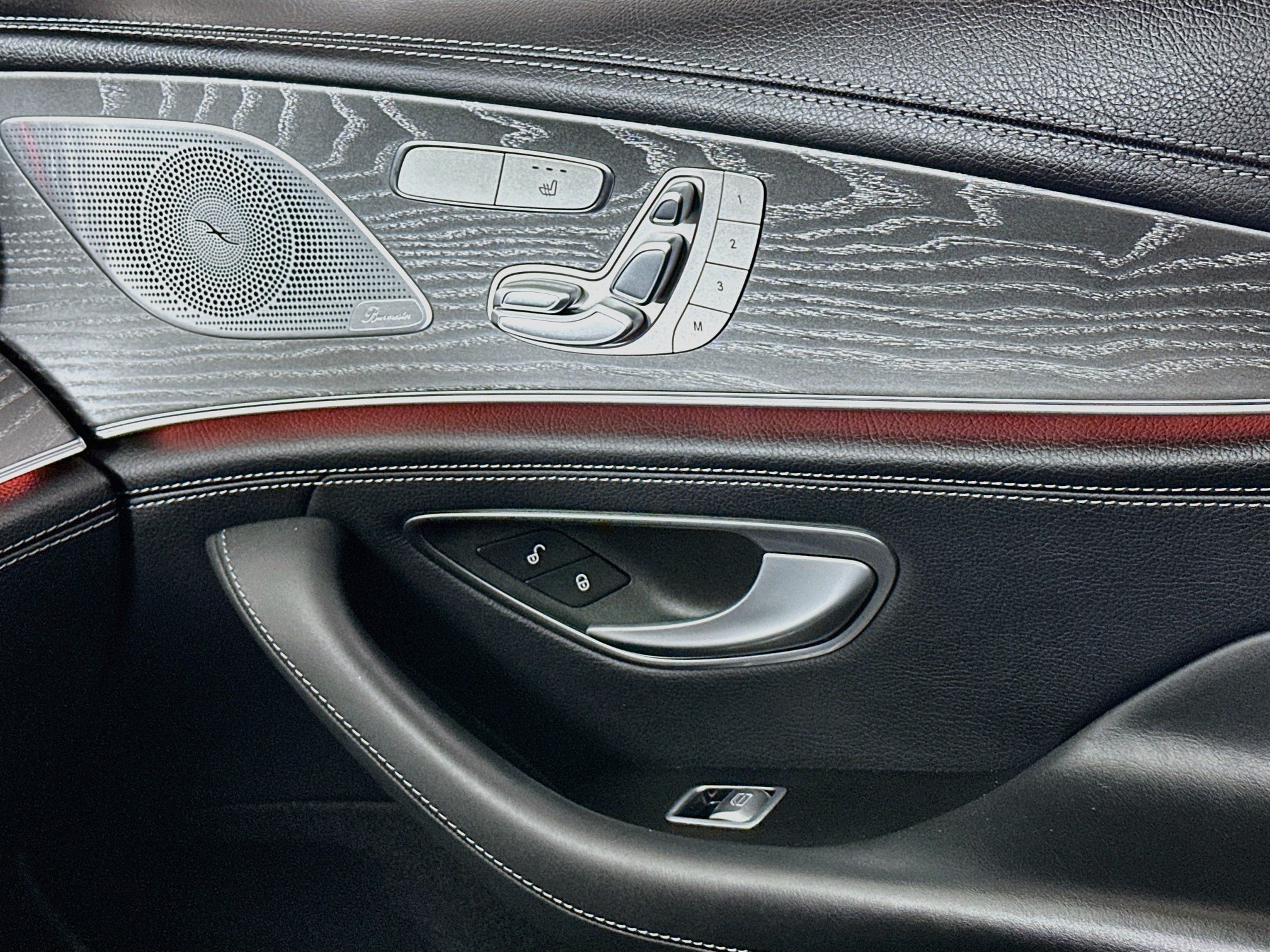 Used 2022 Mercedes-Benz AMG GT 43 w/ Driver Assistance Package image 17