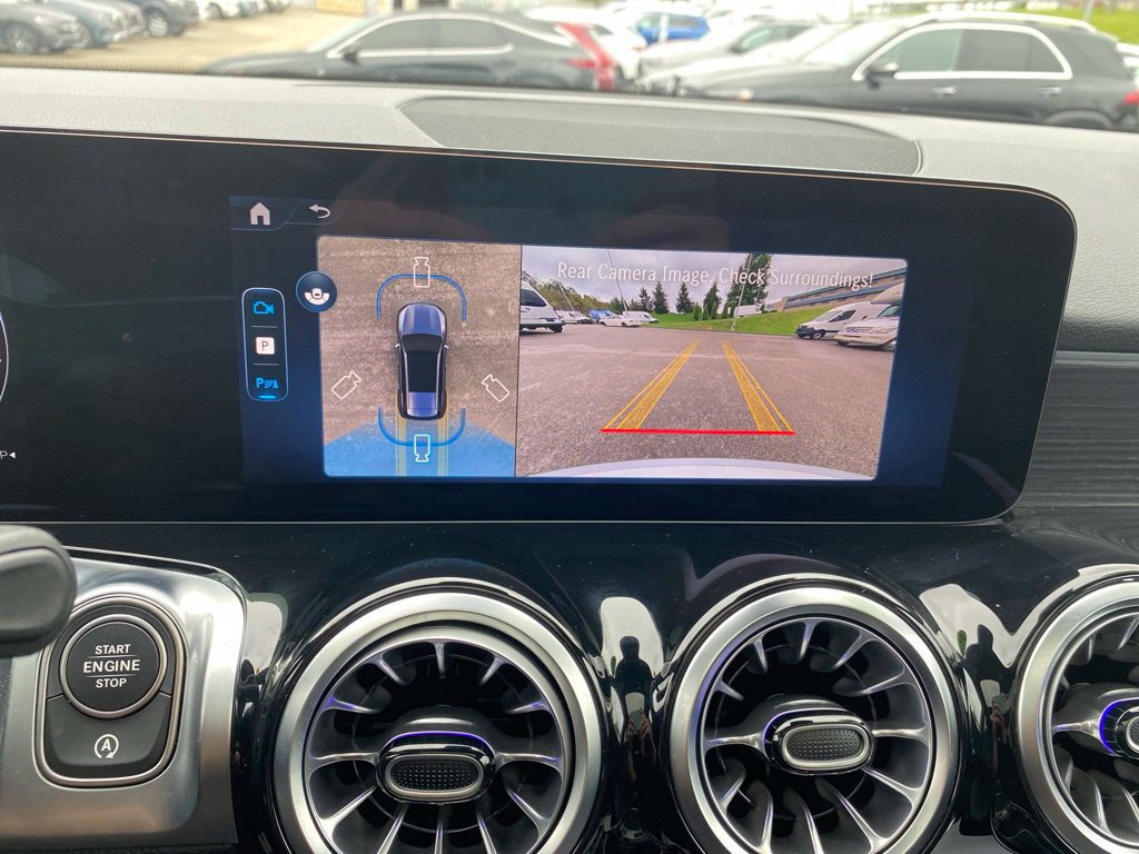 Used 2026 Mercedes-Benz GLB 250 4MATIC image 20