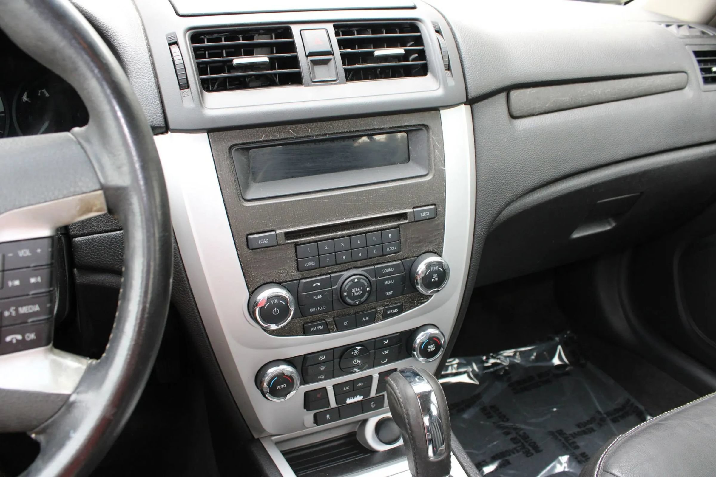 Used 2010 Mercury Milan Premier FWD image 10