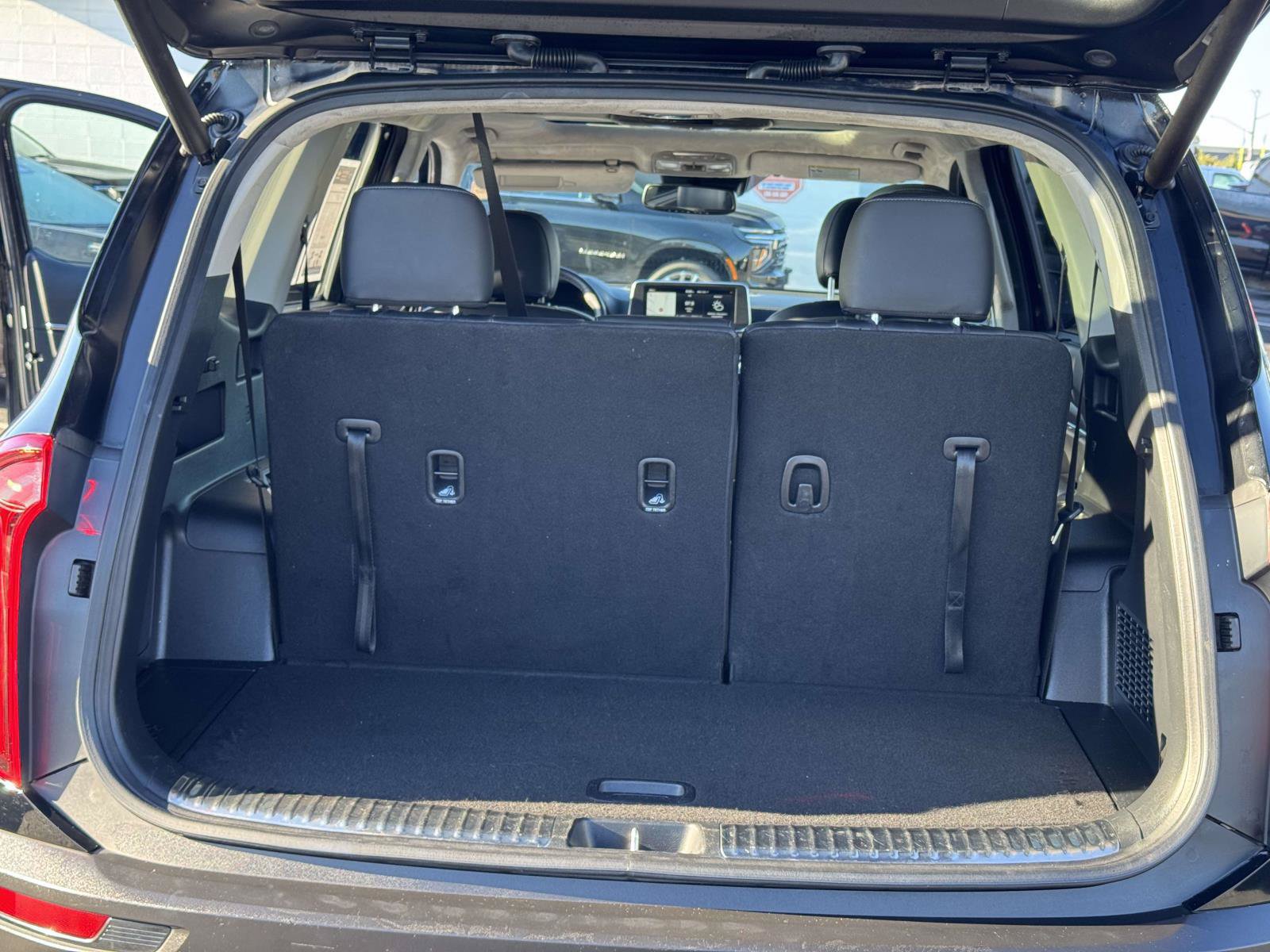 Used 2021 Kia Telluride SX w/ SX Prestige Package AWD/4WD image 17