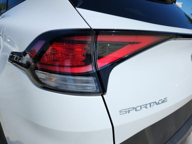 Used 2023 Kia Sportage X-Pro AWD/4WD image 34