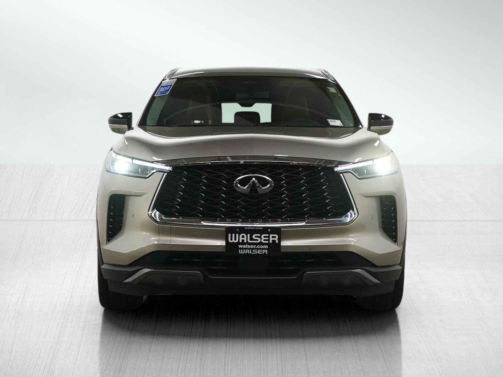 Used 2024 INFINITI QX60 Sensory image 8