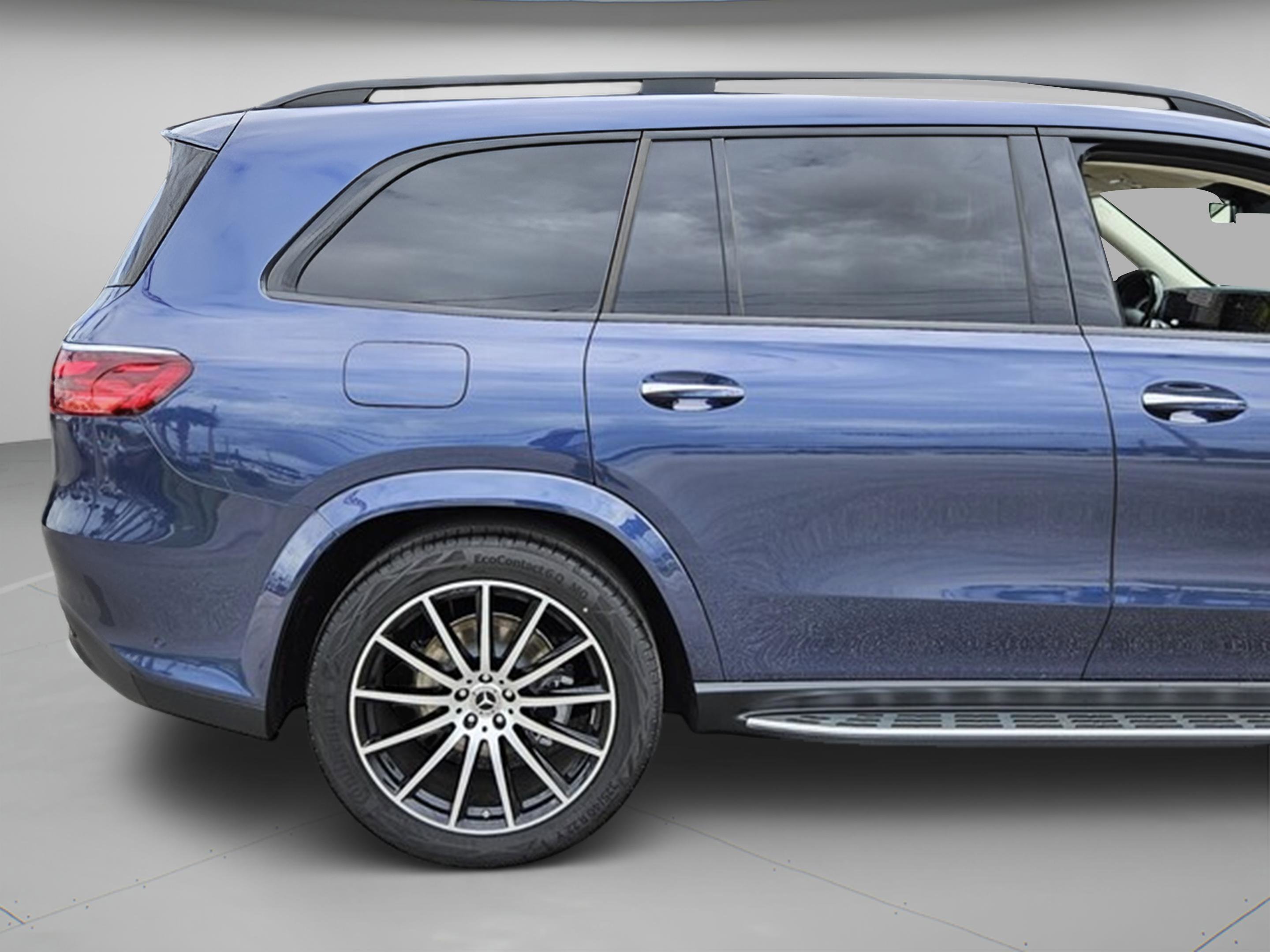 New 2026 Mercedes-Benz GLS 450 4MATIC image 36