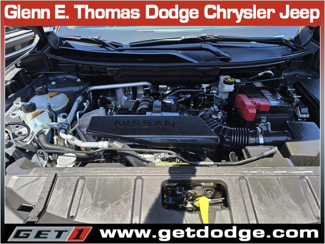 Used 2026 Nissan Rogue SV w/ SV Premium Package FWD image 15