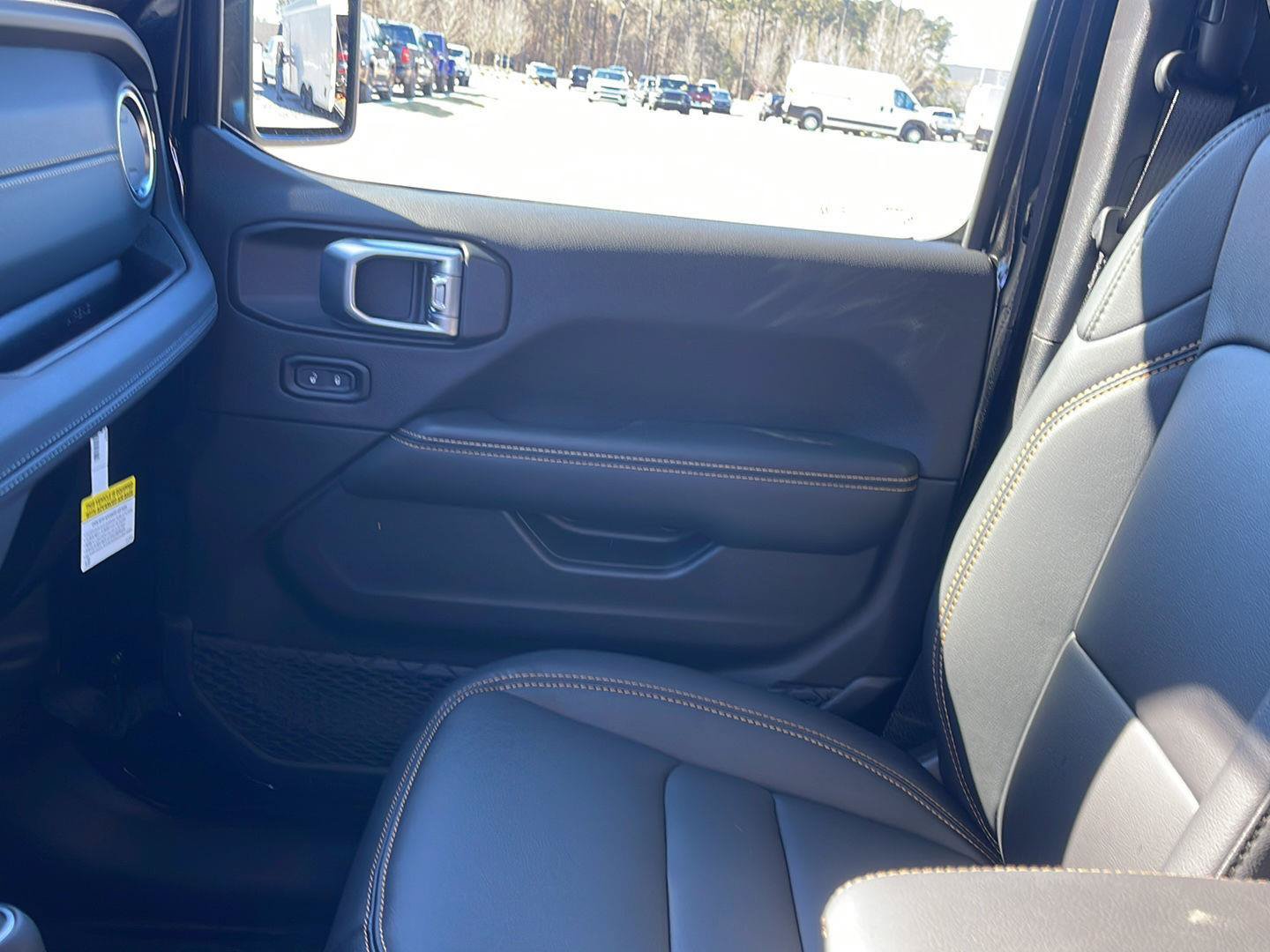 New 2026 Jeep Gladiator Sport AWD/4WD image 22