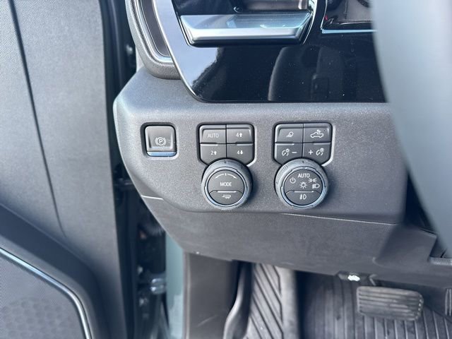 Used 2026 Chevrolet Silverado 1500 LT Trail Boss w/ LT Trail Boss Premium Package image 17