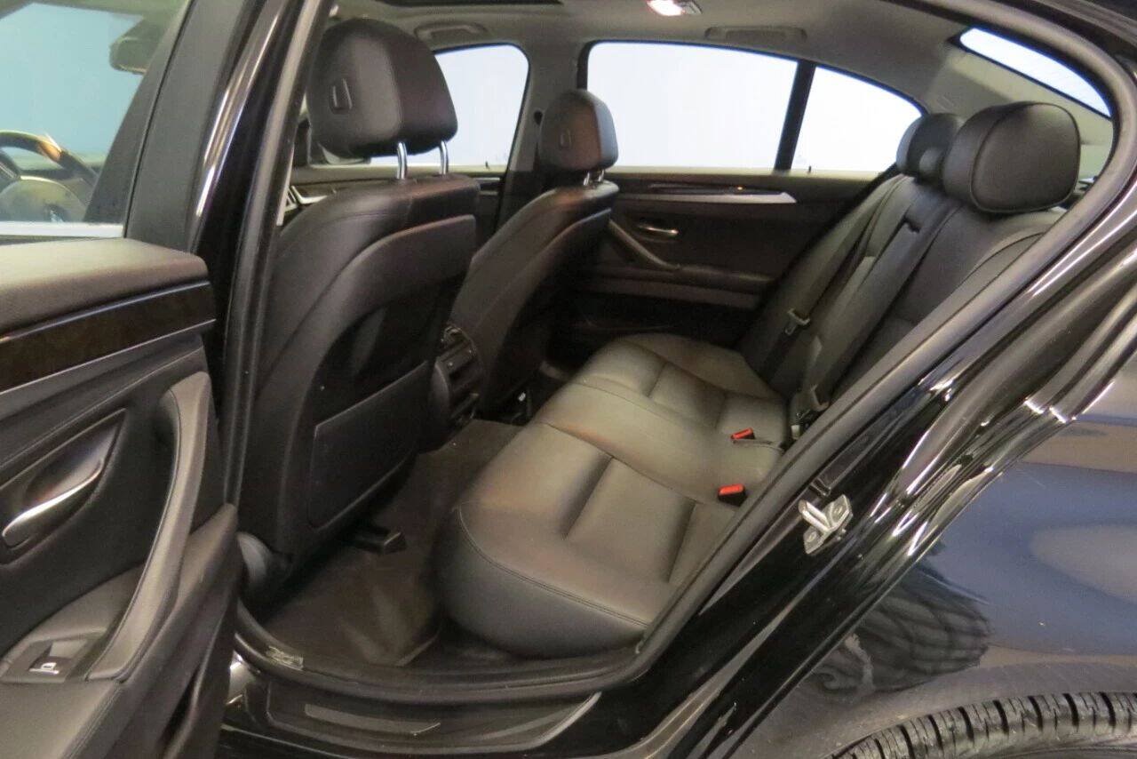 Used 2015 BMW 528i xDrive Sedan AWD/4WD image 21