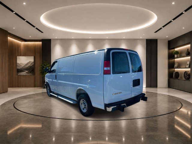 Used 2025 Chevrolet Express 2500 w/ Driver Convenience Package RWD image 6