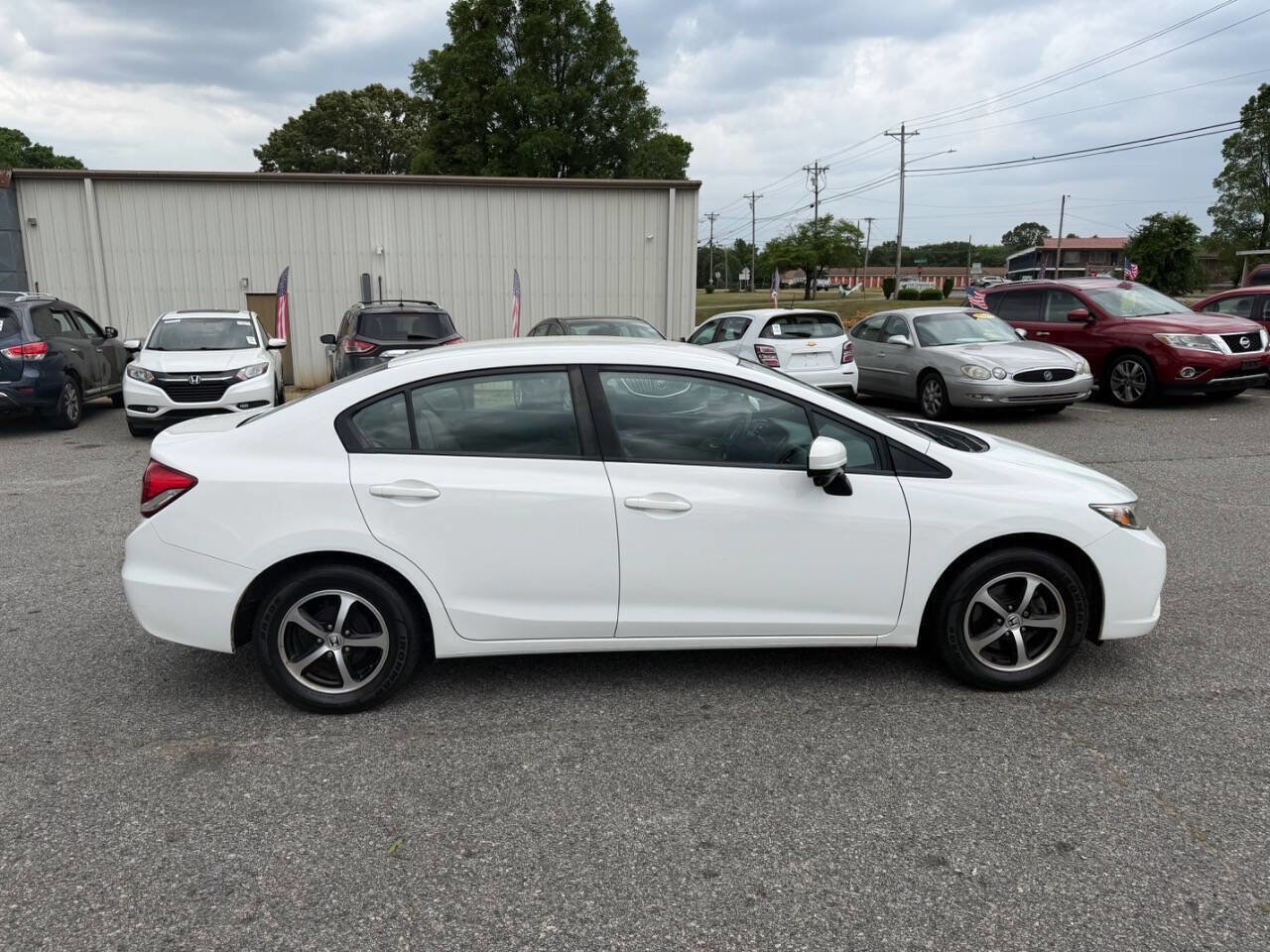 Used 2015 Honda Civic SE image 4