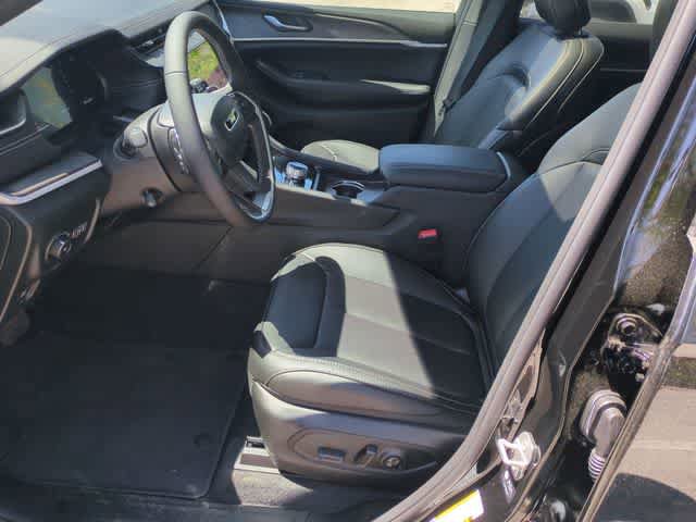 New 2026 Jeep Grand Cherokee L Limited AWD/4WD image 17