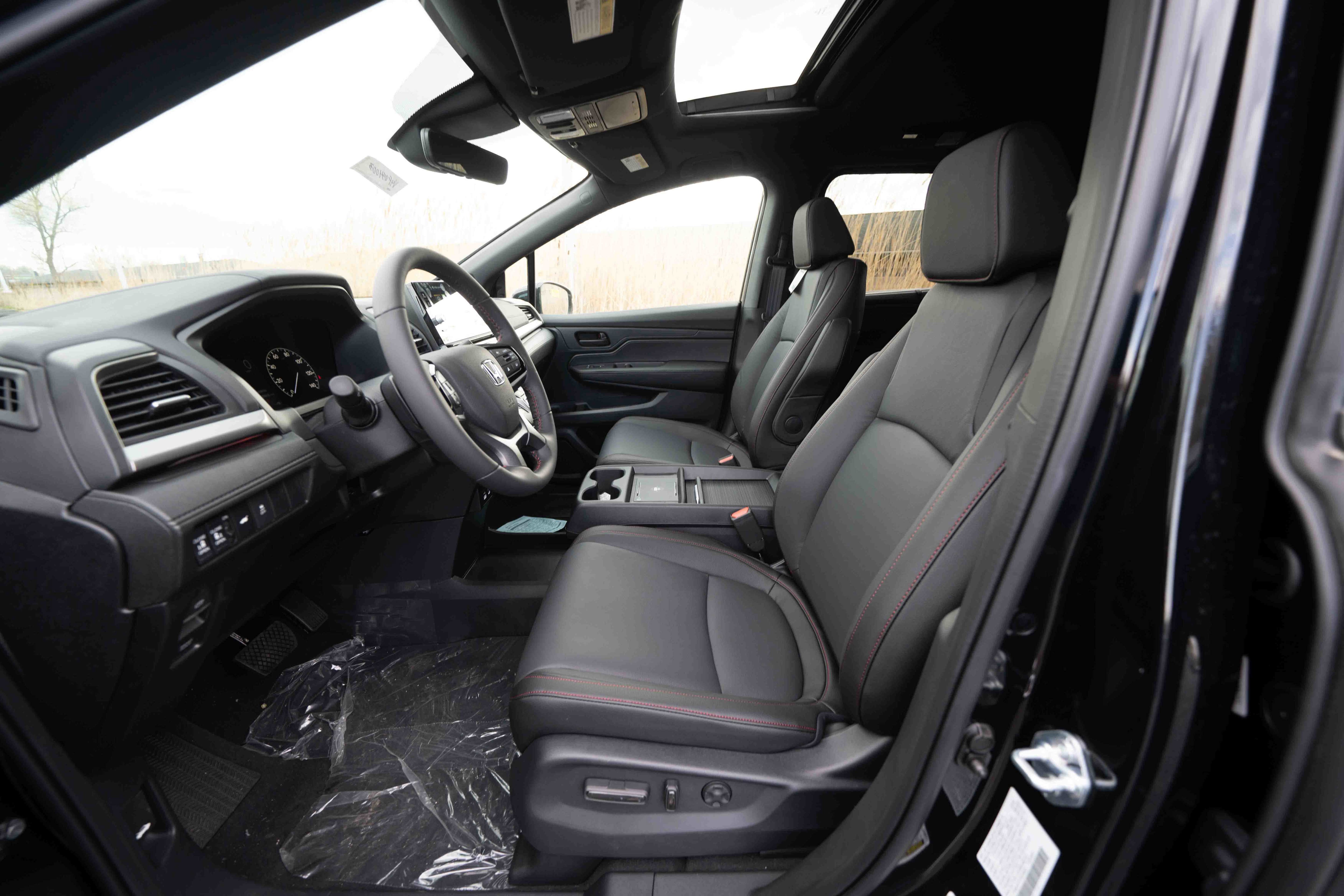 New 2026 Honda Odyssey Sport-L image 9