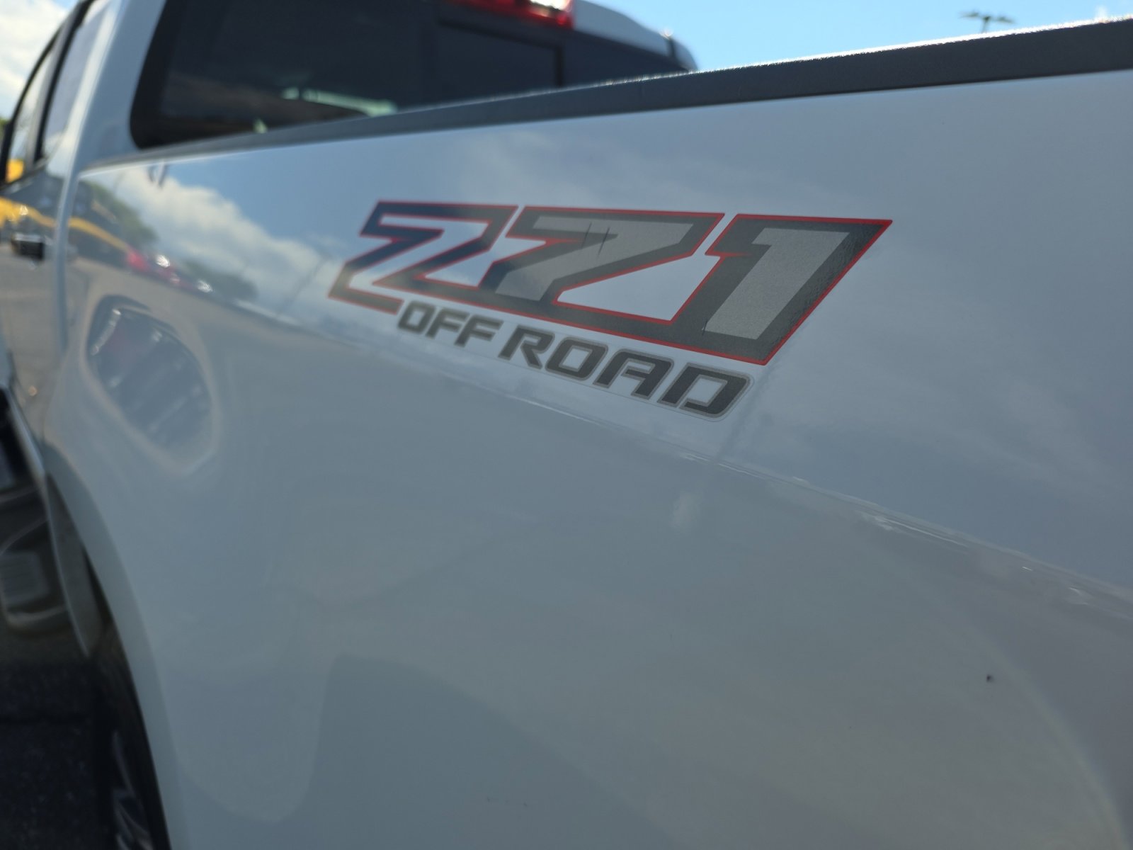 Used 2021 Chevrolet Colorado Z71 w/ Safety Package image 20