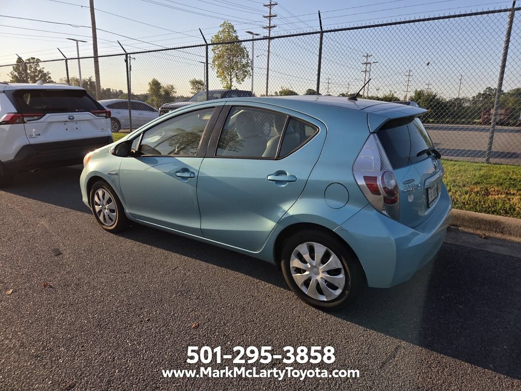 Used 2014 Toyota Prius C Two FWD image 4