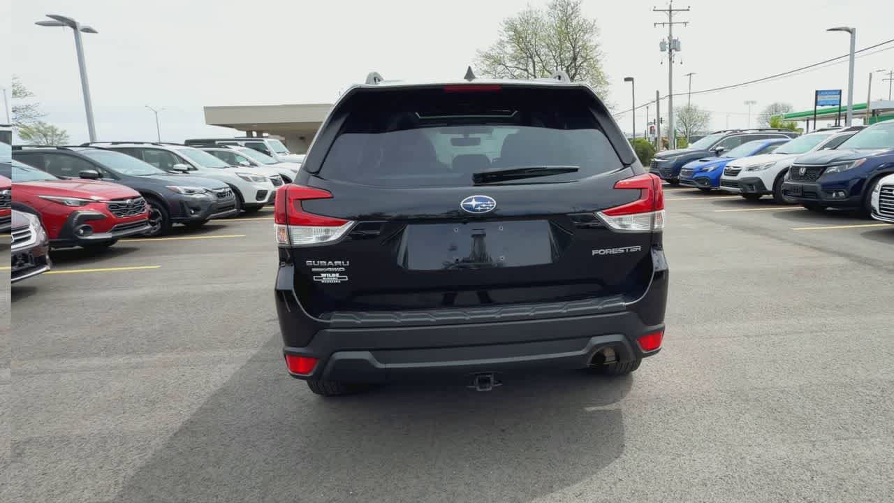 Certified 2023 Subaru Forester Premium AWD/4WD image 7
