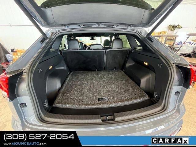 Used 2021 Volkswagen Atlas Cross Sport SEL R-Line w/ Luggage Net & Mats Package image 9