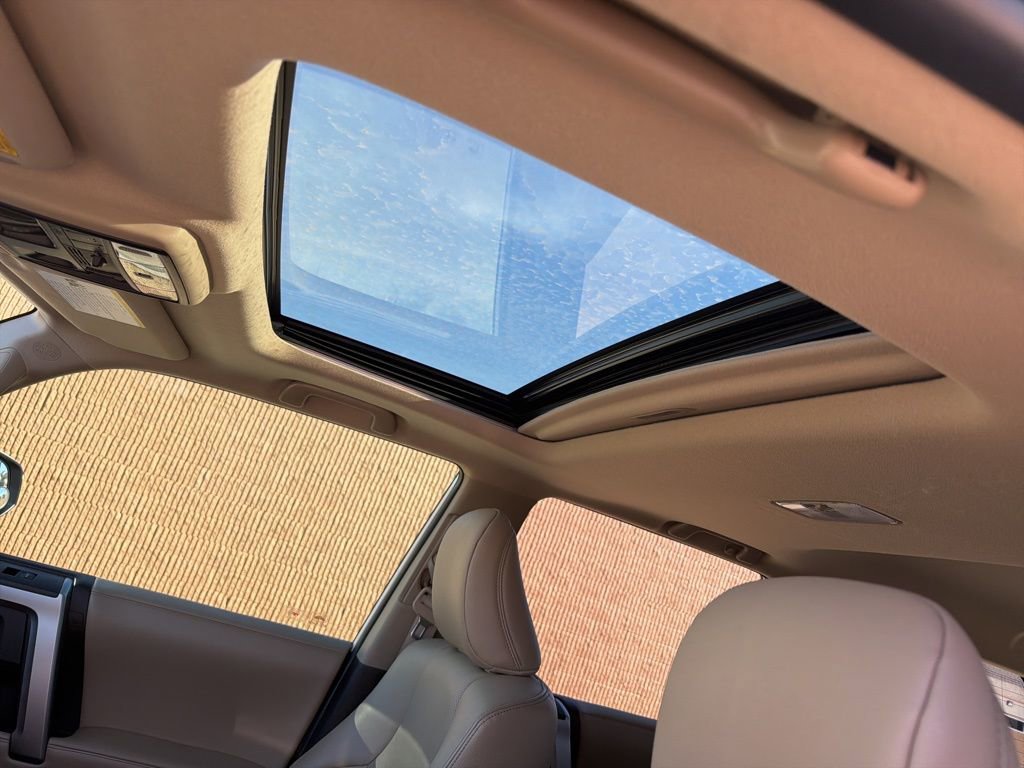 Used 2019 Toyota 4Runner Limited image 15