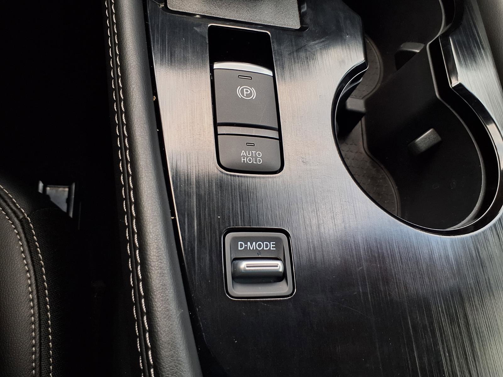 Certified 2023 Nissan Rogue SL w/ SL Premium Package image 21