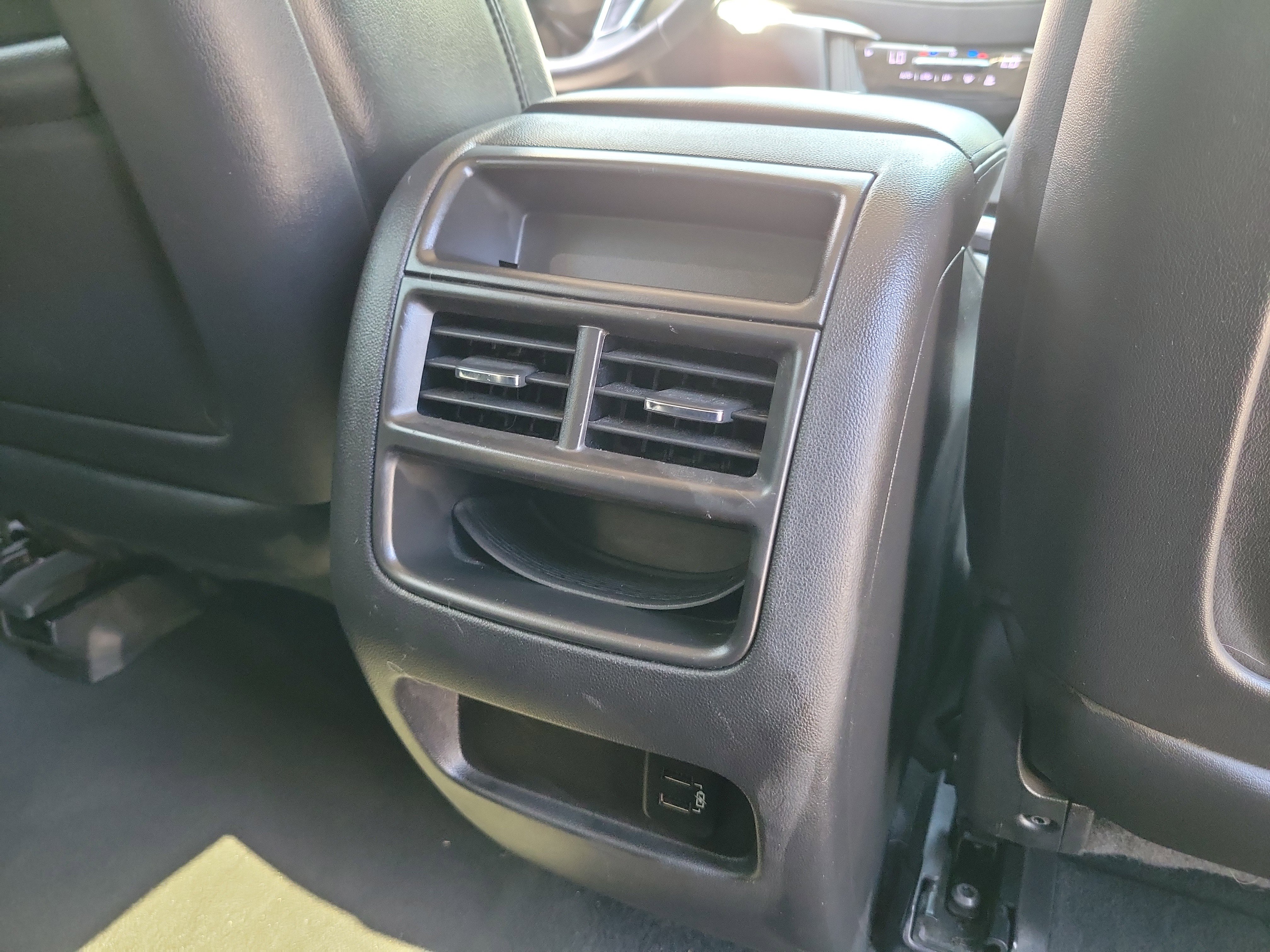 Used 2017 Cadillac XT5 Luxury image 23