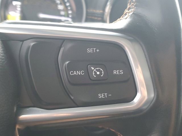 Used 2023 Jeep Wrangler Unlimited Sahara image 14