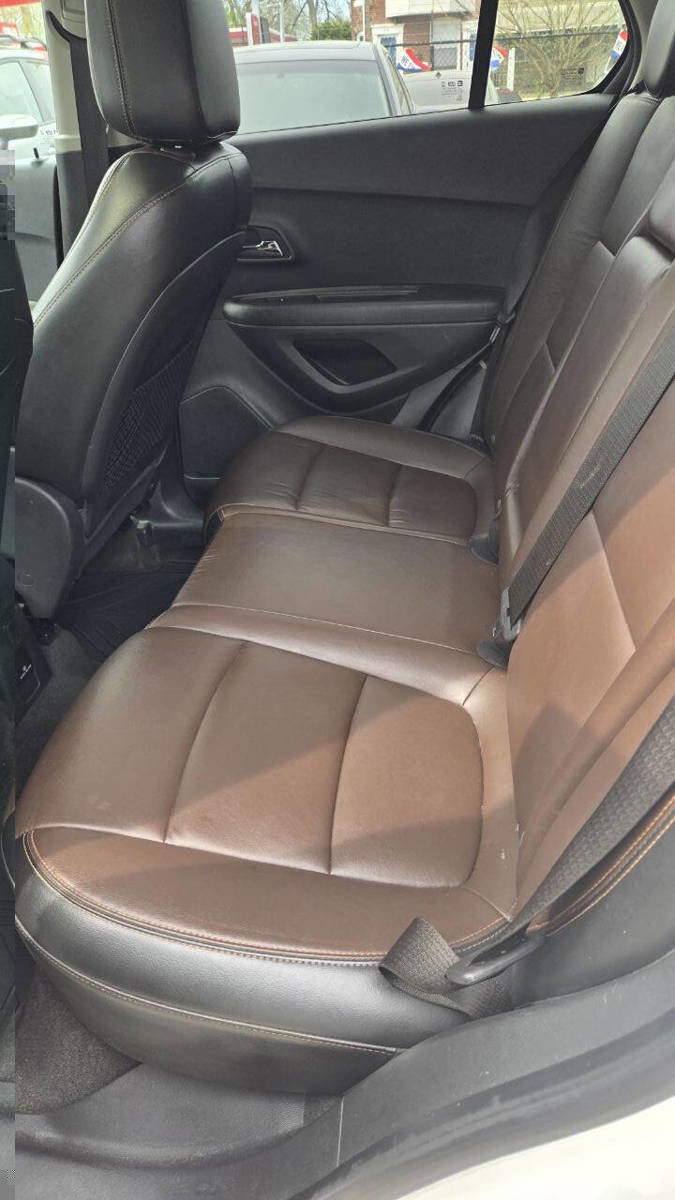 Used 2015 Chevrolet Trax LTZ w/ LPO, Protection Package AWD/4WD image 9