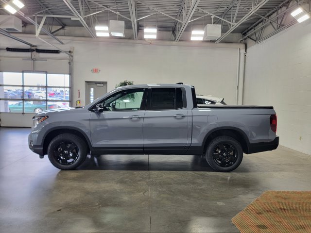 New 2026 Honda Ridgeline Black Edition image 8