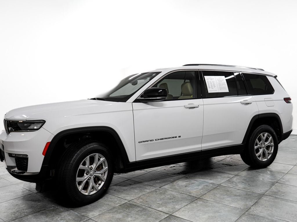 Used 2023 Jeep Grand Cherokee L Limited w/ Trailer Tow Group (B) AWD/4WD image 4